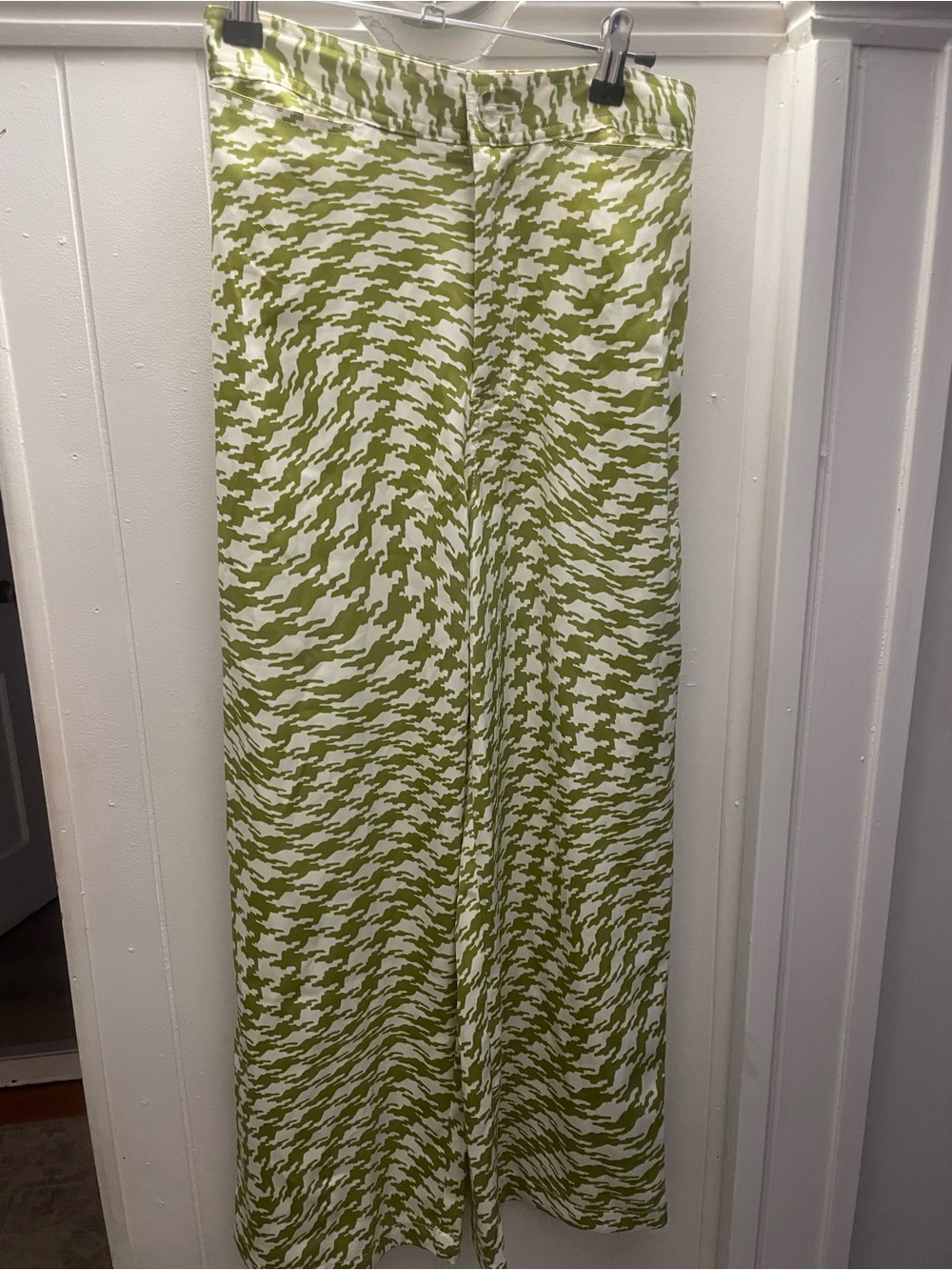 Urban Outfitters Abstract Houndstooth Wide Leg Trousers Green Cream S